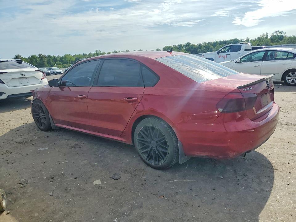 Photo 2 from auction – 2015 VOLKSWAGEN PASSAT with VIN 1VWAS7A31FC082647