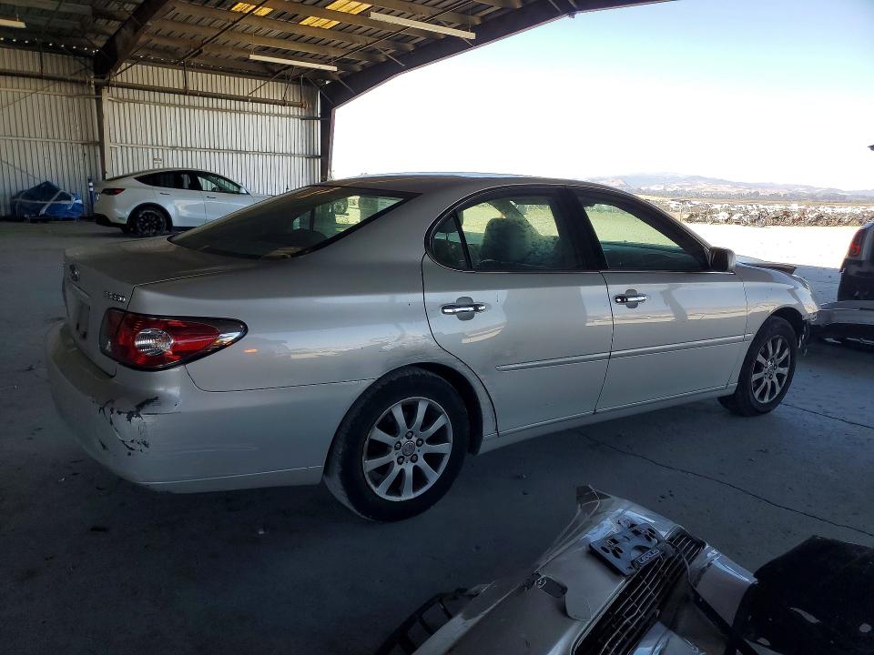 Photo 3 from auction – 2004 LEXUS ES with VIN JTHBA30G545051957