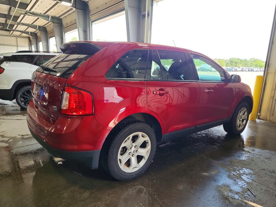 Photo 3 from auction – 2014 FORD EDGE with VIN 2FMDK4JCXEBA00634