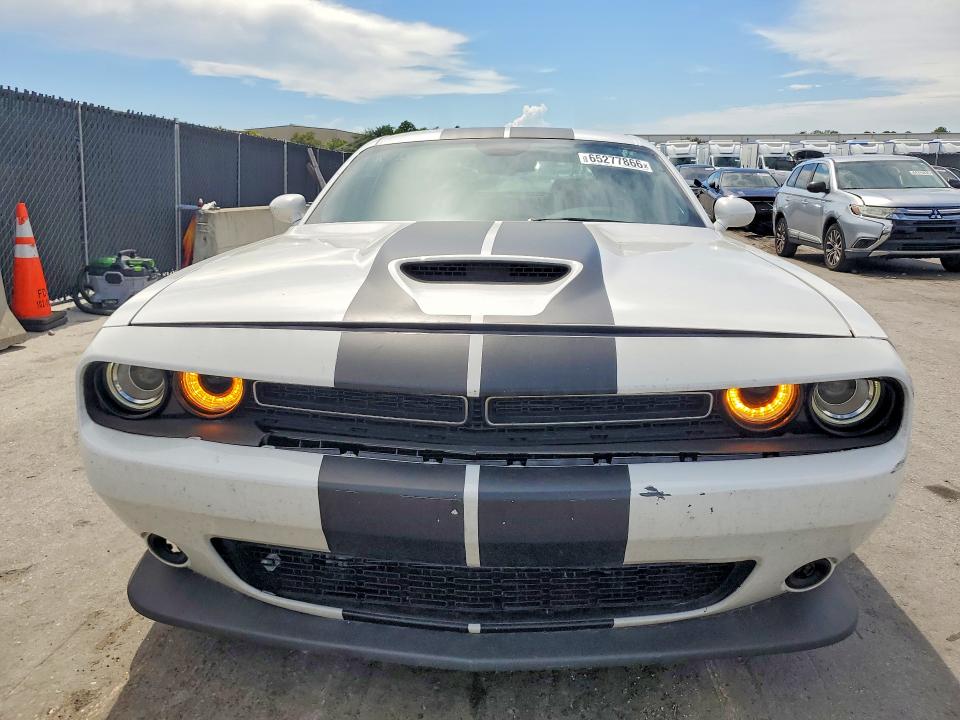 Photo 5 from auction – 2020 DODGE CHALLENGER with VIN 2C3CDZBT6LH130995