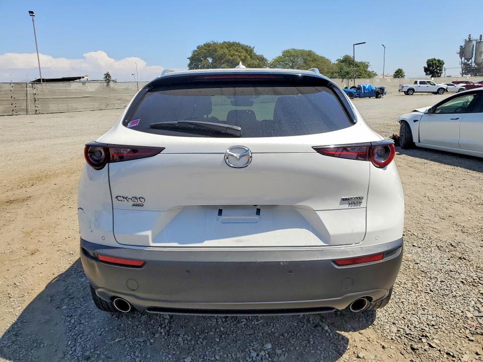 Photo 6 from auction – 2021 MAZDA CX-30 with VIN 3MVDMBEY2MM244217