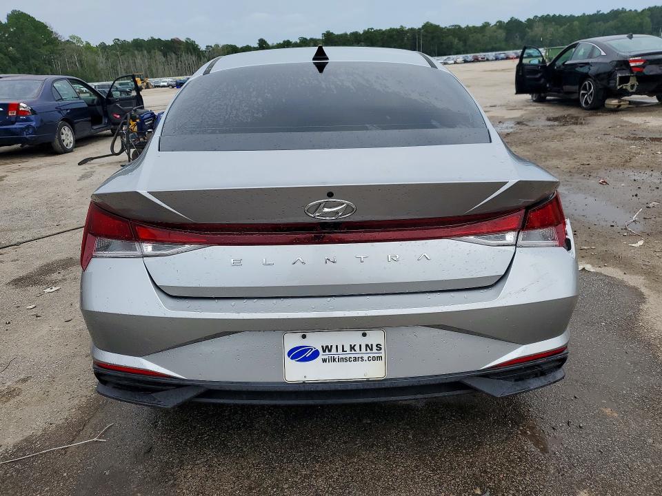 Снимка 6 от търг – 2023 HYUNDAI ELANTRA с VIN 5NPLM4AG1PH089921