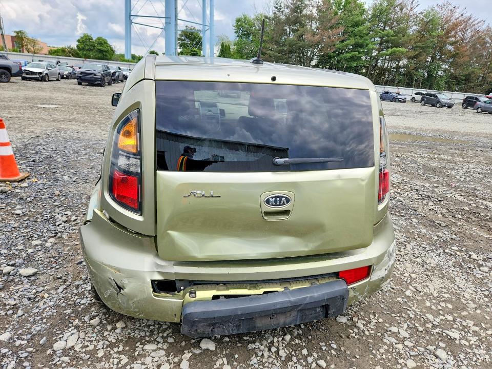 Photo 6 from auction – 2010 KIA SOUL with VIN KNDJT2A23A7074402