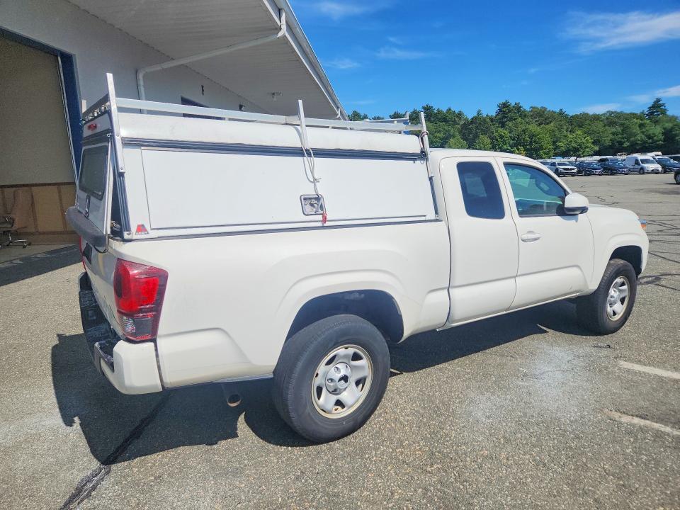 Photo 3 from auction – 2021 TOYOTA TACOMA with VIN 3TYRX5GNXMT026534