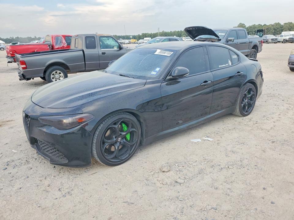 Photo 1 from auction – 2018 ALFA ROMEO GIULIA with VIN ZARFAECN7J7566988