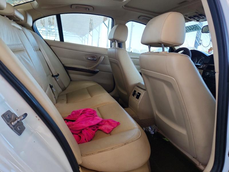 Photo 10 from auction – 2011 BMW 328 with VIN WBAPK5G59BNN31336
