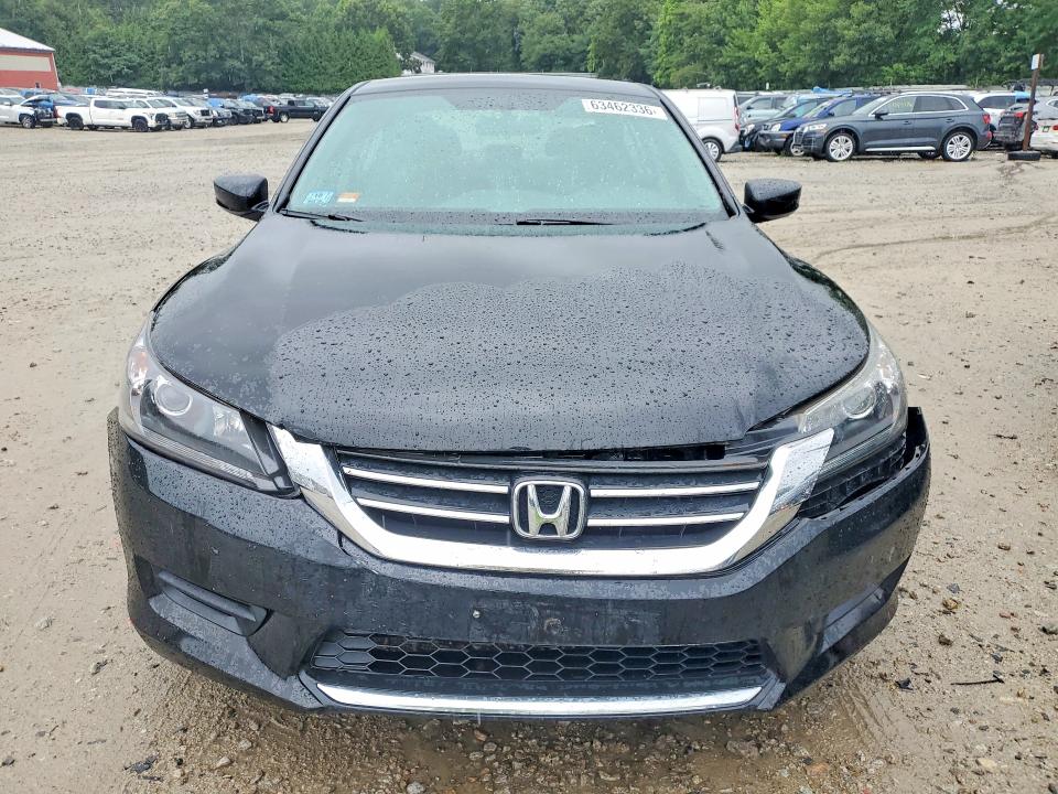 Photo 5 from auction – 2013 HONDA ACCORD with VIN 1HGCR2F37DA257478