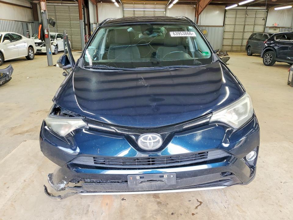 Photo 5 from auction – 2018 TOYOTA RAV4 with VIN 2T3RFREVXJW803779