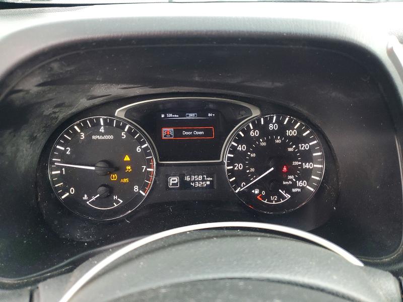 Photo 9 from auction – 2014 NISSAN PATHFINDER with VIN 5N1AR2MM3EC661655