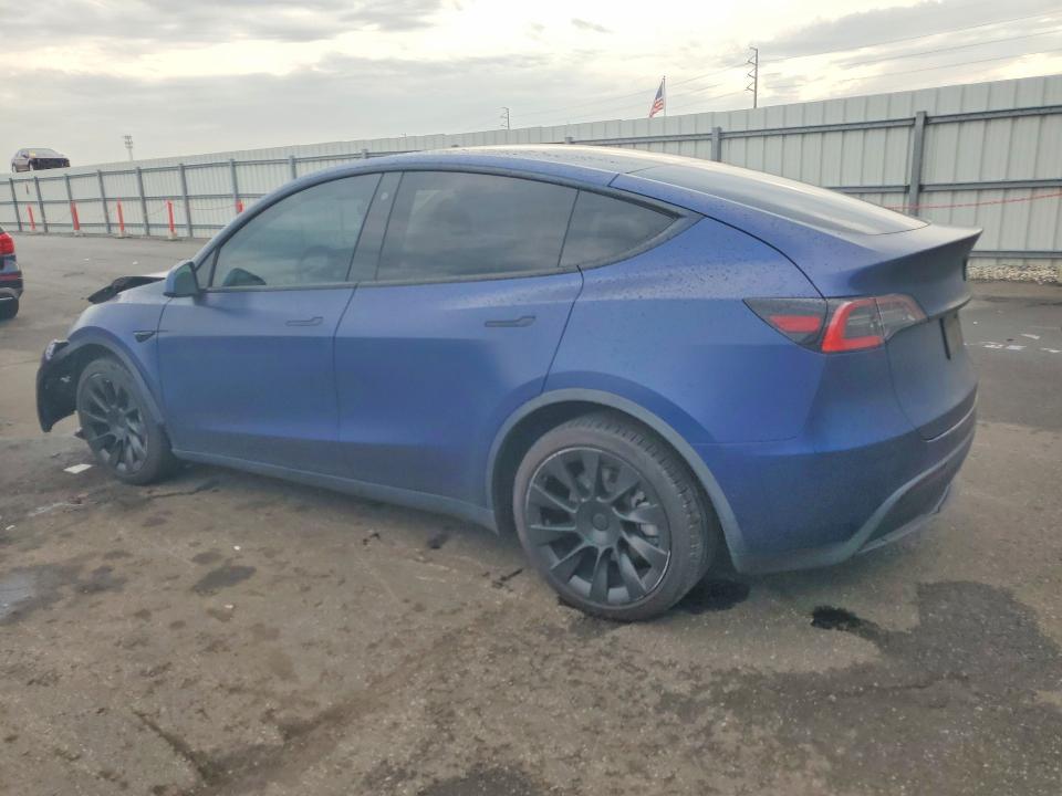 Photo 2 from auction – 2021 TESLA MODEL Y with VIN 5YJYGDEEXMF111933