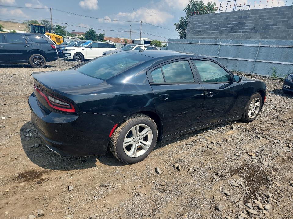 Photo 3 from auction – 2015 DODGE CHARGER with VIN 2C3CDXBG8FH795277