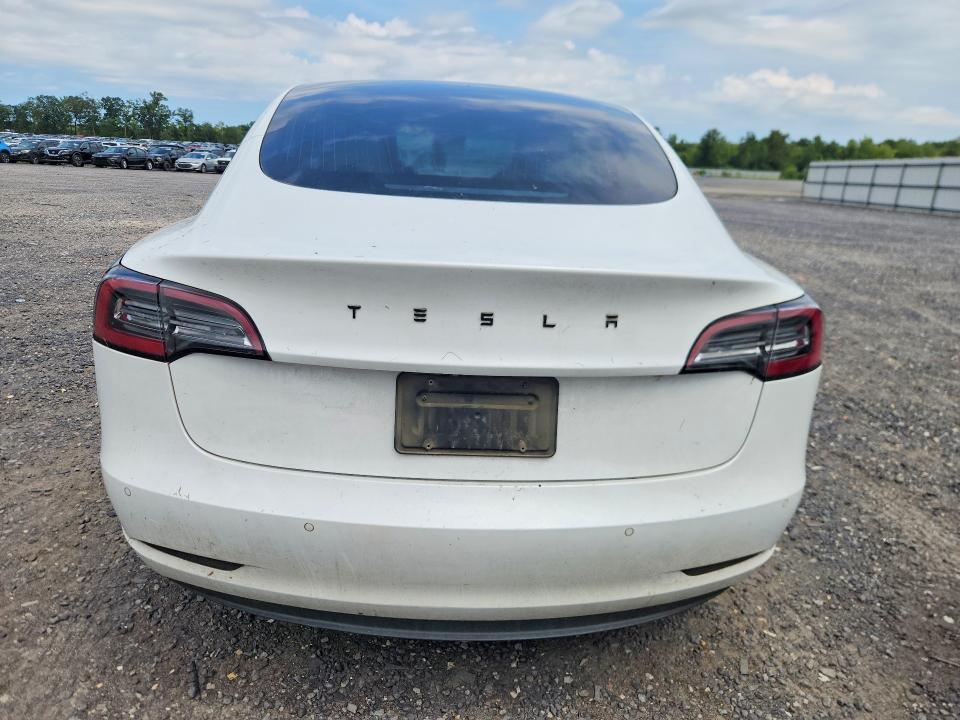 Photo 6 from auction – 2019 TESLA MODEL 3 with VIN 5YJ3E1EA2KF417808