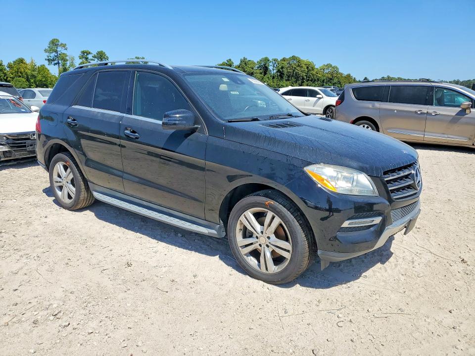 صورة رقم 4 من المزاد - 2015 MERCEDES-BENZ ML مع VIN 4JGDA0EB2FA571030