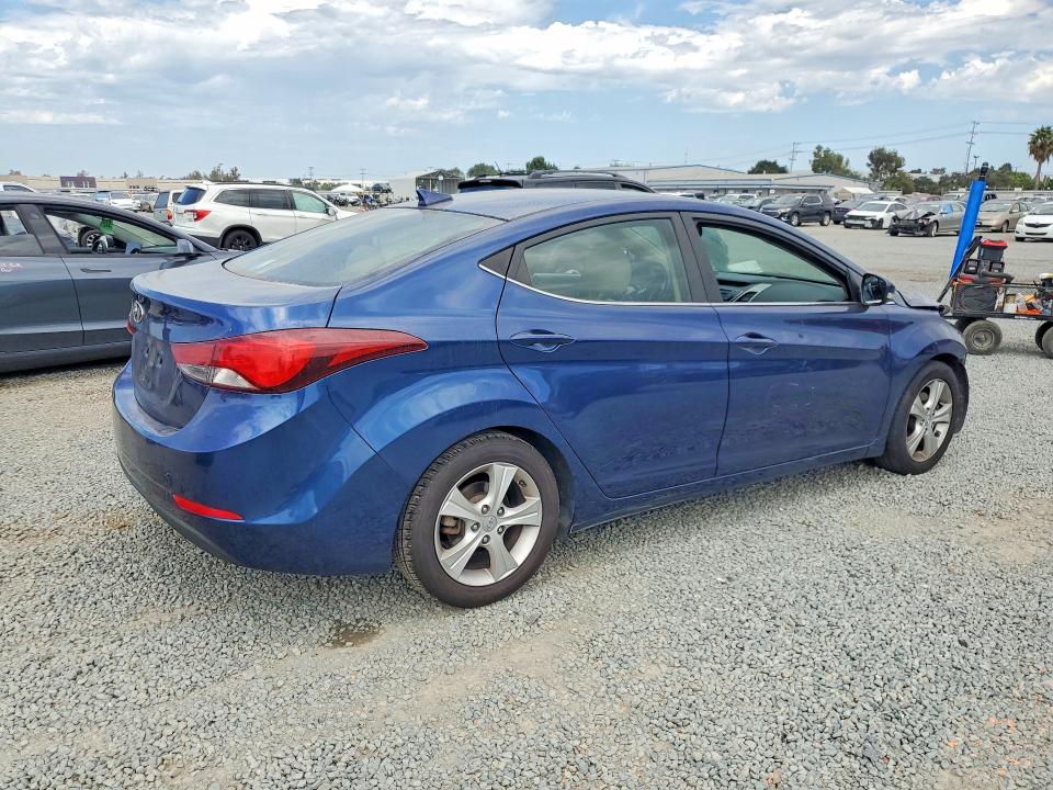 Photo 3 from auction – 2016 HYUNDAI ELANTRA with VIN 5NPDH4AE1GH676322