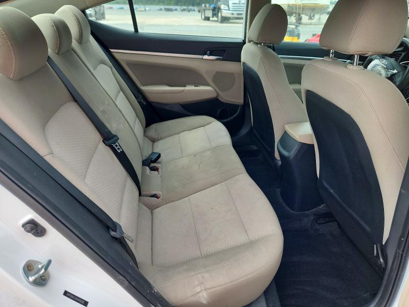 Фото 10 с аукциона – 2019 HYUNDAI ELANTRA с VIN 5NPD84LF6KH490208