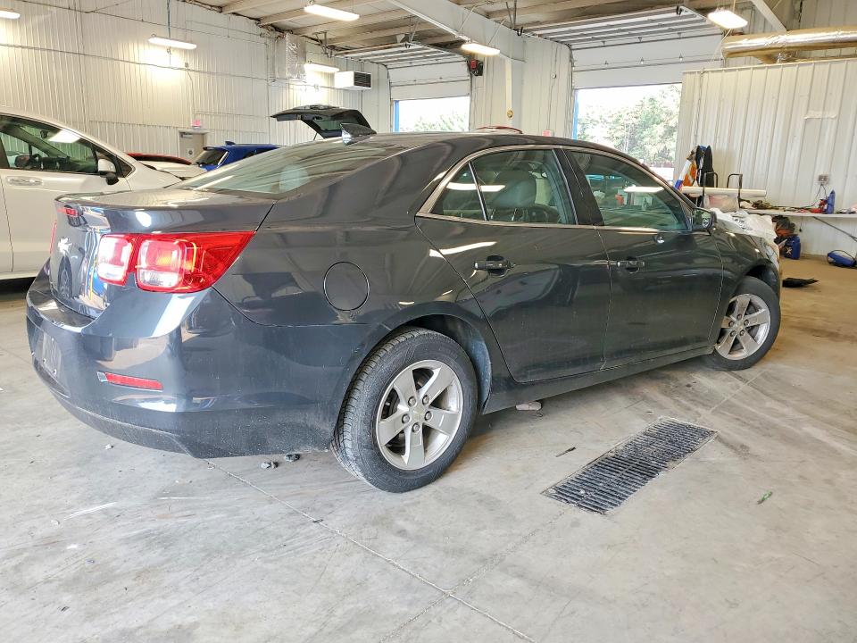 Photo 3 from auction – 2015 CHEVROLET MALIBU with VIN 1G11C5SLXFF156819