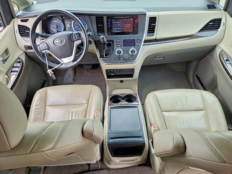 Photo 8 from auction – 2015 TOYOTA SIENNA with VIN 5TDDK3DC9FS121777