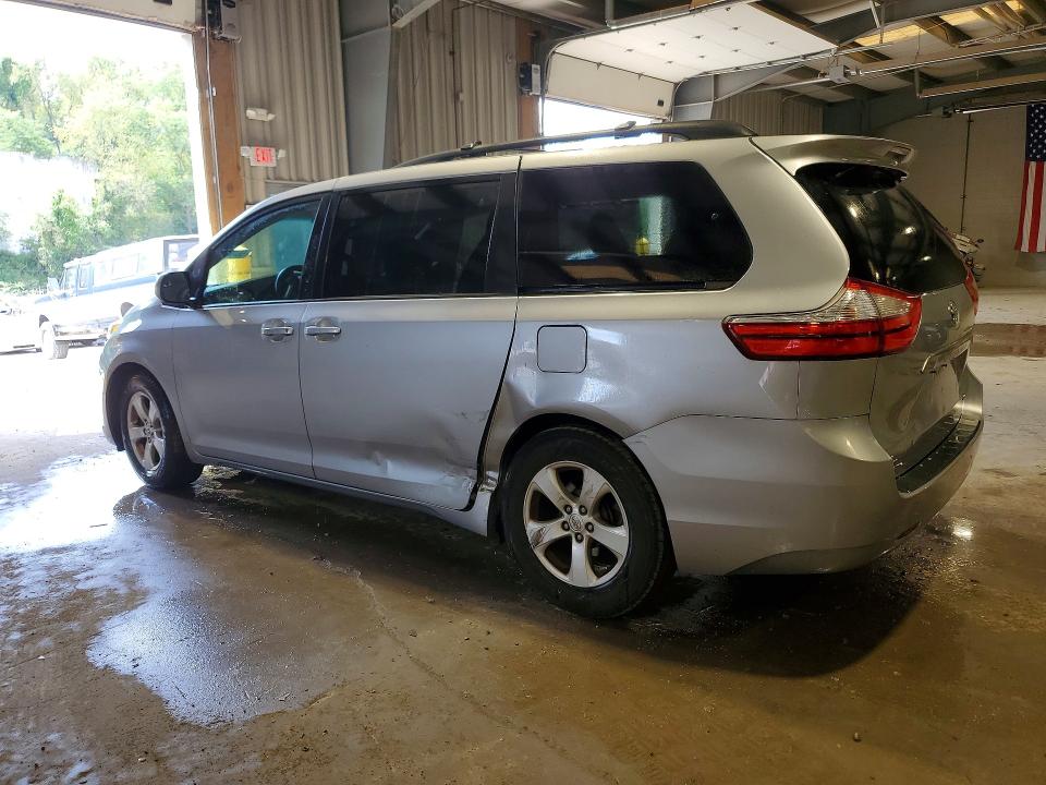 Photo 2 from auction – 2015 TOYOTA SIENNA with VIN 5TDKK3DC8FS570861