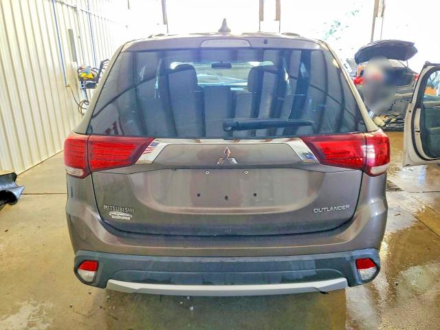 صورة رقم 6 من المزاد - 2017 MITSUBISHI OUTLANDER مع VIN JA4AD2A3XHZ024806