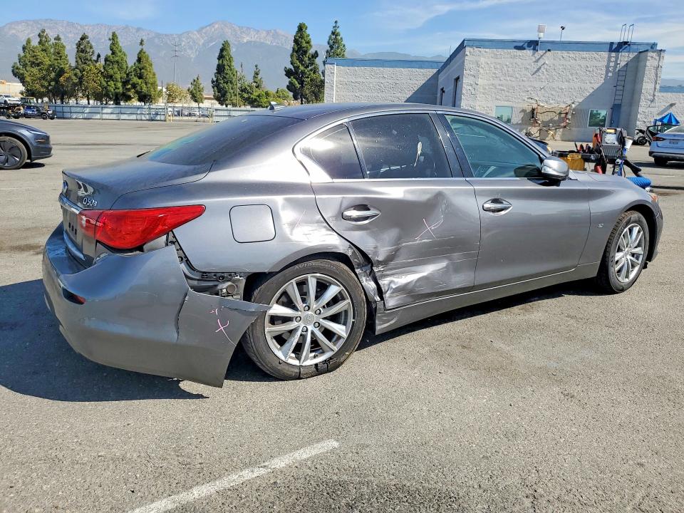 Photo 3 from auction – 2015 INFINITI Q50 with VIN JN1BV7AP9FM337558