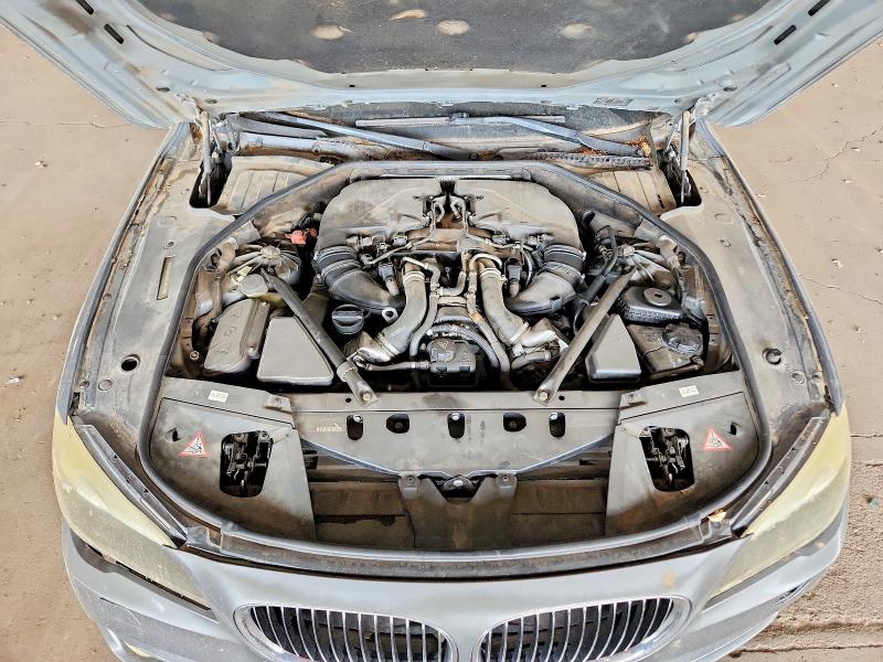 Photo 11 from auction – 2011 BMW 750 with VIN WBAKB8C59BCY65797