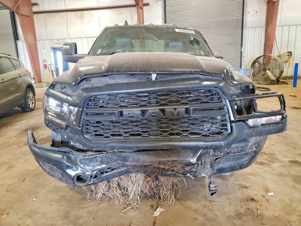 Photo 5 from auction – 2024 RAM 2500 with VIN 3C6UR5CJ4RG102748