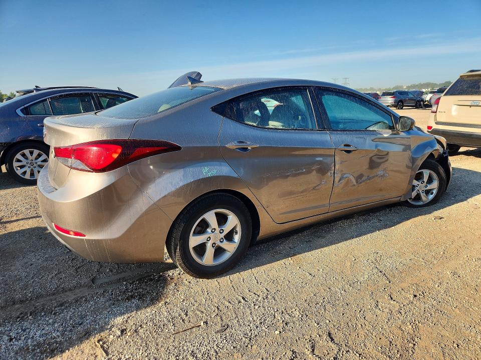 Photo 3 from auction – 2015 HYUNDAI ELANTRA with VIN 5NPDH4AE8FH587331