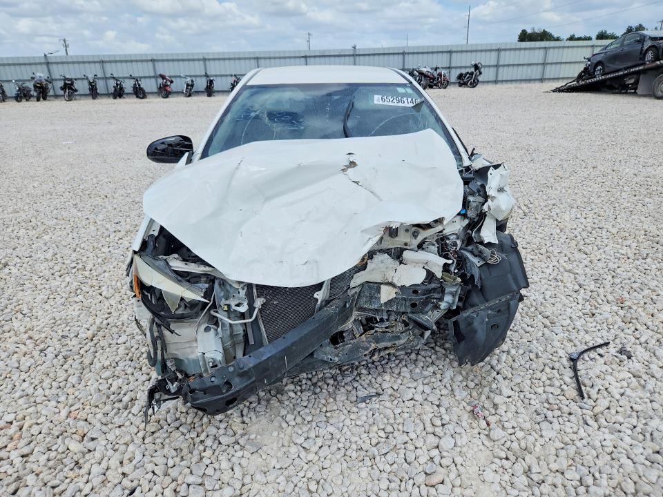 Photo 5 from auction – 2014 TOYOTA COROLLA with VIN 5YFBURHE0EP024877