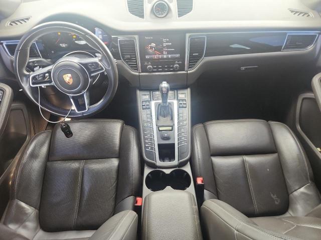 Photo 8 from auction – 2018 PORSCHE MACAN with VIN WP1AA2A59JLB23933