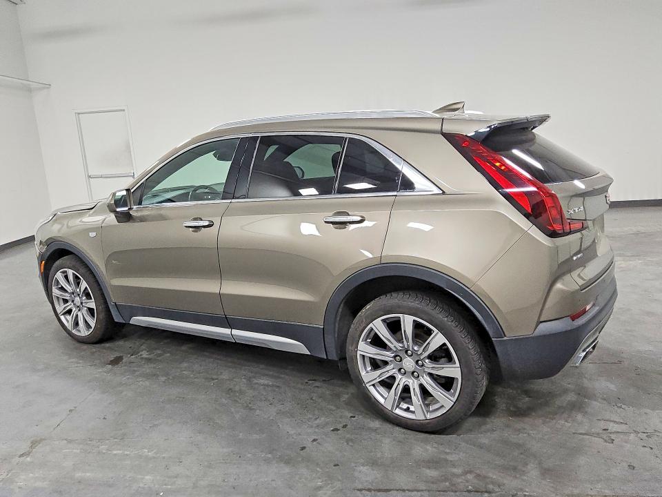 Photo 2 from auction – 2020 CADILLAC XT4 with VIN 1GYFZDR43LF039870