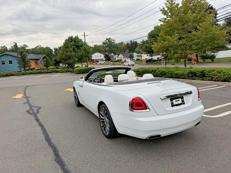 Photo 6 from auction – 2020 ROLLS-ROYCE DAWN with VIN SCAXZ8C08LU202295