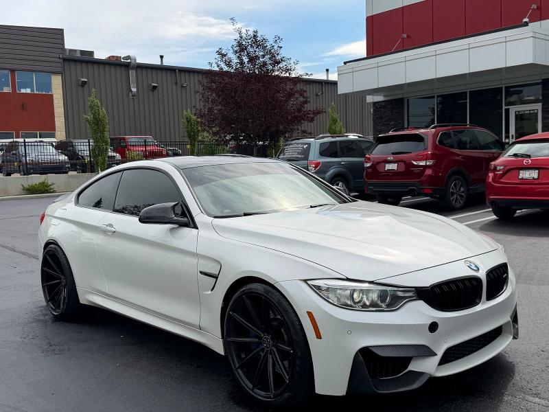 BMW M4 2015 with VIN WBS3R9C51FK334378 - Photo from auction