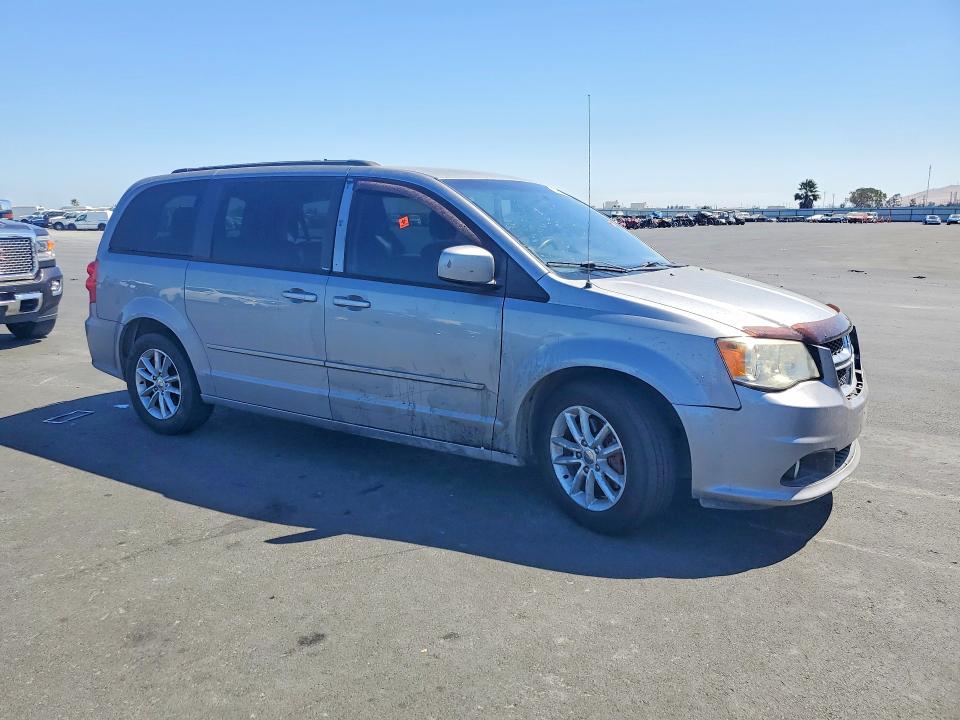 Photo 4 from auction – 2014 DODGE GRAND CARAVAN with VIN 2C4RDGCG9ER128750