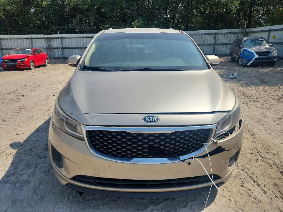 Photo 5 from auction – 2017 KIA SEDONA with VIN KNDMB5C18H6266842
