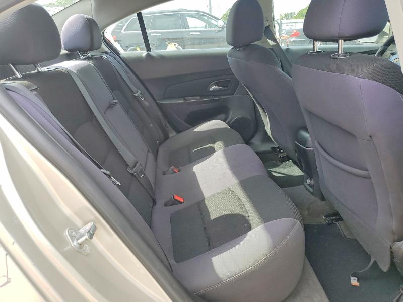 Photo 10 from auction – 2015 CHEVROLET CRUZE with VIN 1G1PC5SB7F7116838