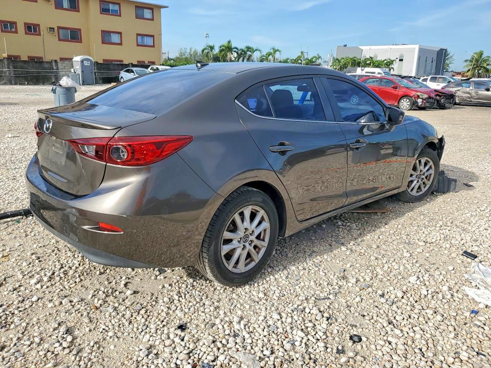 Zdjęcie 3 z aukcji – 2014 MAZDA 3 z VIN JM1BM1V7XE1105834