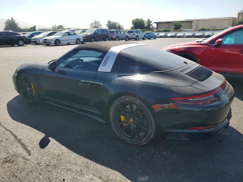Photo 2 from auction – 2017 PORSCHE 911 with VIN WP0BB2A92HS136609