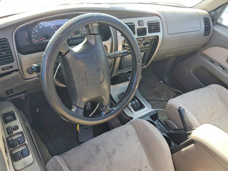 Photo 8 from auction – 2001 TOYOTA 4RUNNER with VIN JT3GN86RX10208090