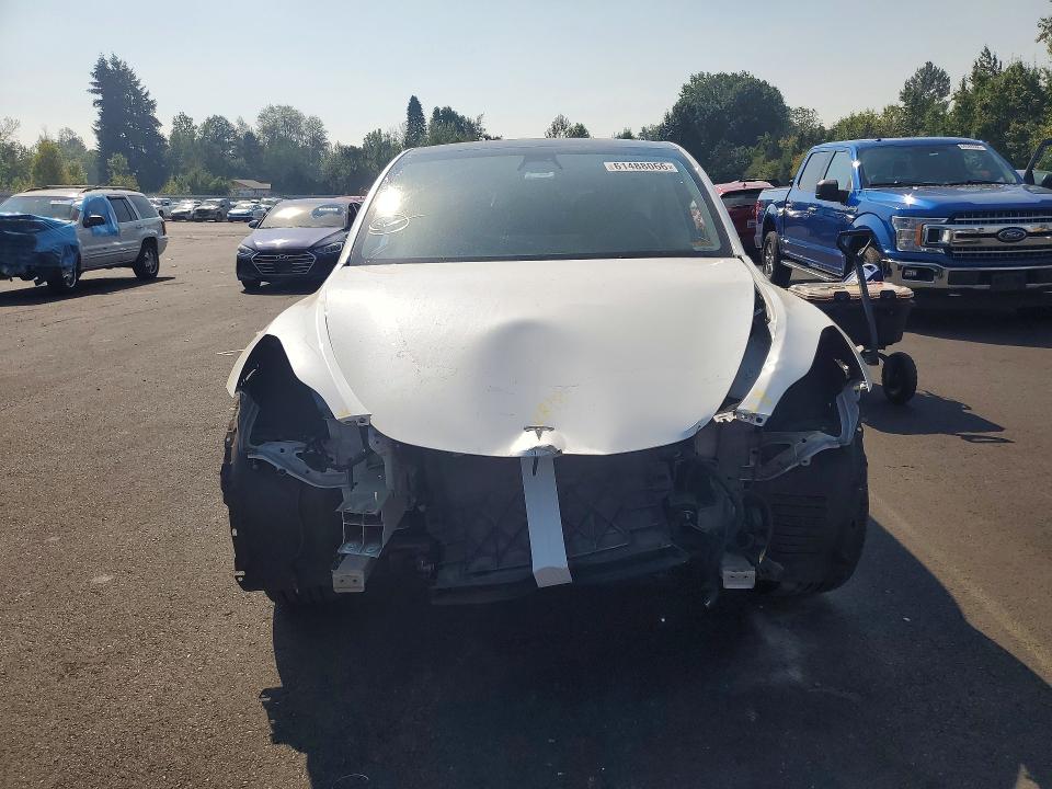 Foto 5 de la subasta – 2021 TESLA MODEL  Y con VIN 5YJYGDEE7MF153685