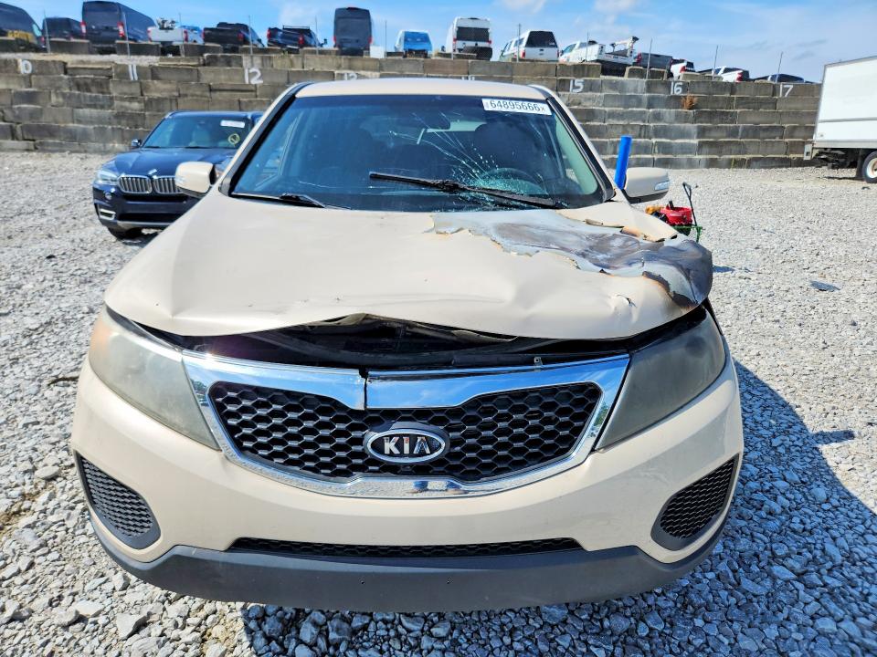 Photo 5 from auction – 2011 KIA SORENTO with VIN 5XYKT3A14BG146312