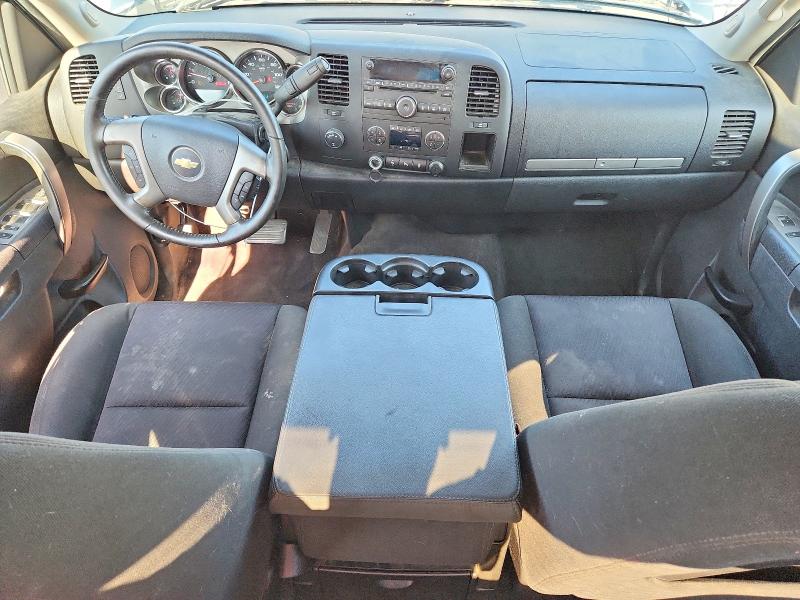 Photo 8 from auction – 2013 CHEVROLET SILVERADO with VIN 1GCRKSE73DZ316397