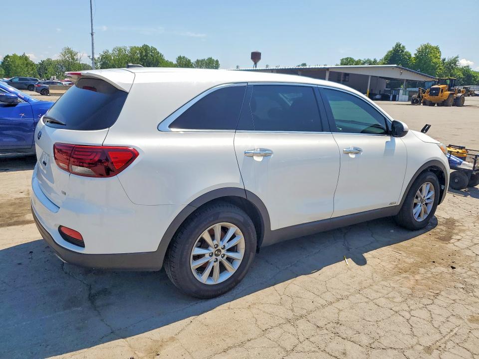 Photo 3 from auction – 2019 KIA SORENTO with VIN 5XYPGDA54KG449366