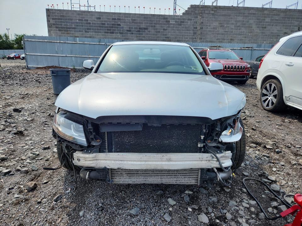 Photo 5 from auction – 2011 AUDI A4 with VIN WAUBFAFL6BN005205