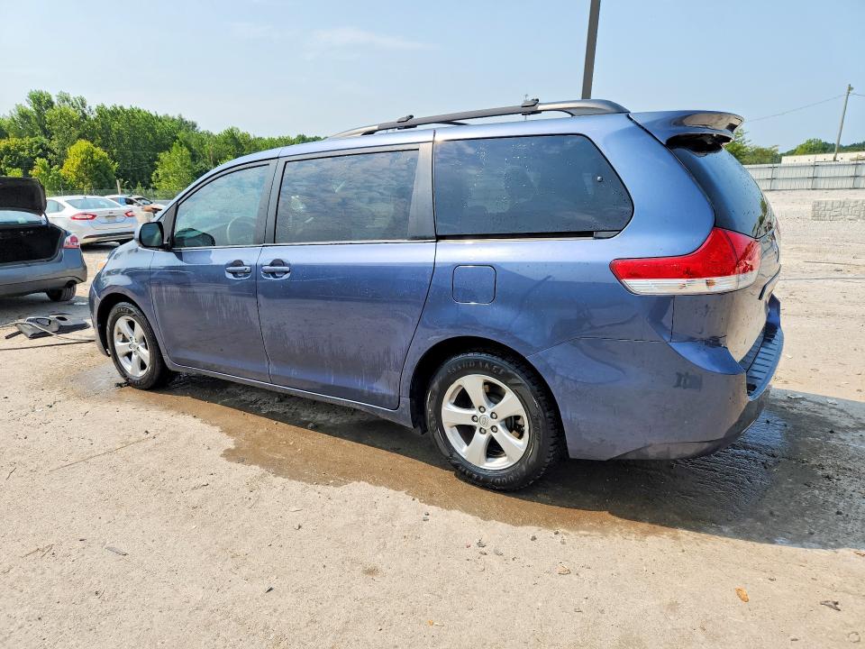 Photo 2 from auction – 2014 TOYOTA SIENNA with VIN 5TDKK3DC6ES503965