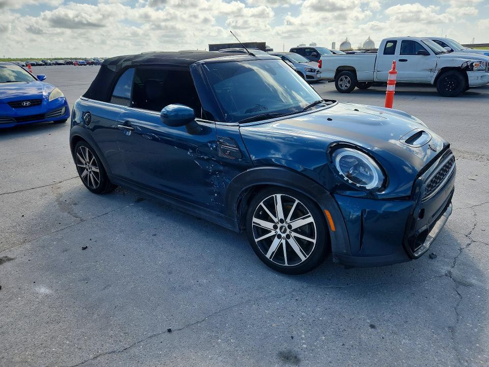 Photo 4 from auction – 2022 MINI COOPER with VIN WMW43DL04N3N78682