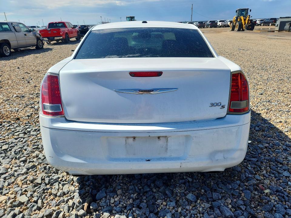 Photo 6 from auction – 2013 CHRYSLER 300 with VIN 2C3CCABG5DH708271