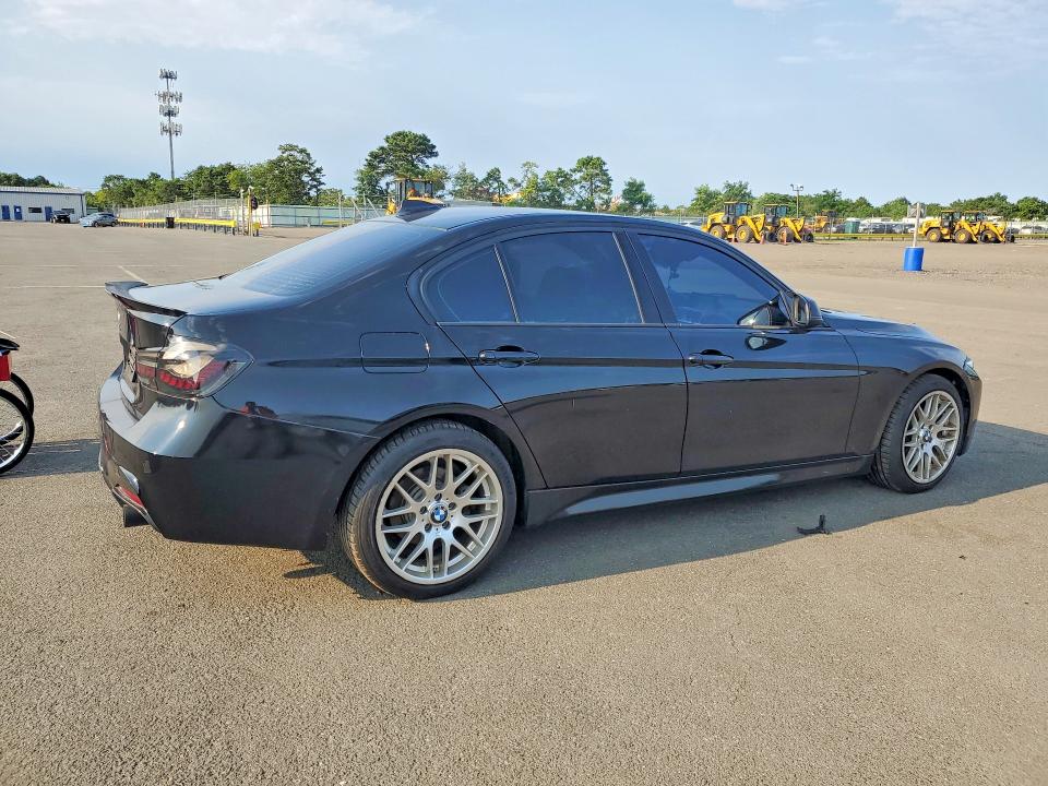 Photo 3 from auction – 2016 BMW 328 with VIN WBA8E3C56GK503475