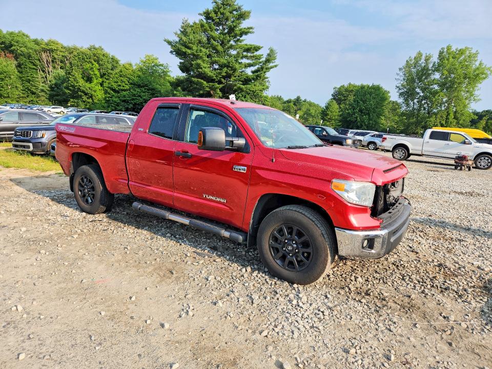 Photo 4 from auction – 2014 TOYOTA TUNDRA with VIN 5TFUY5F17EX412776