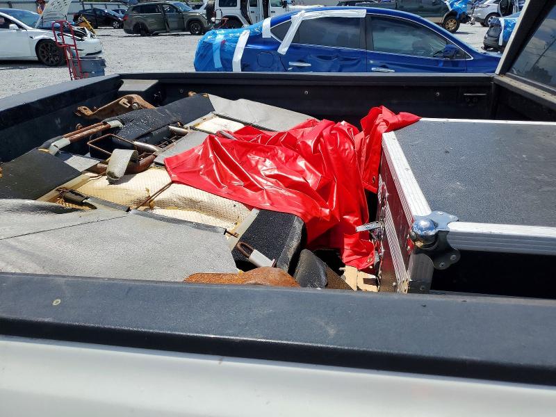 Photo 13 from auction – 2017 HONDA RIDGELINE with VIN 5FPYK2F65HB001797