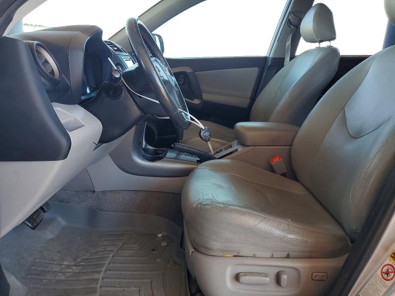 Photo 7 from auction – 2006 TOYOTA RAV4 with VIN JTMZD34VX65015779
